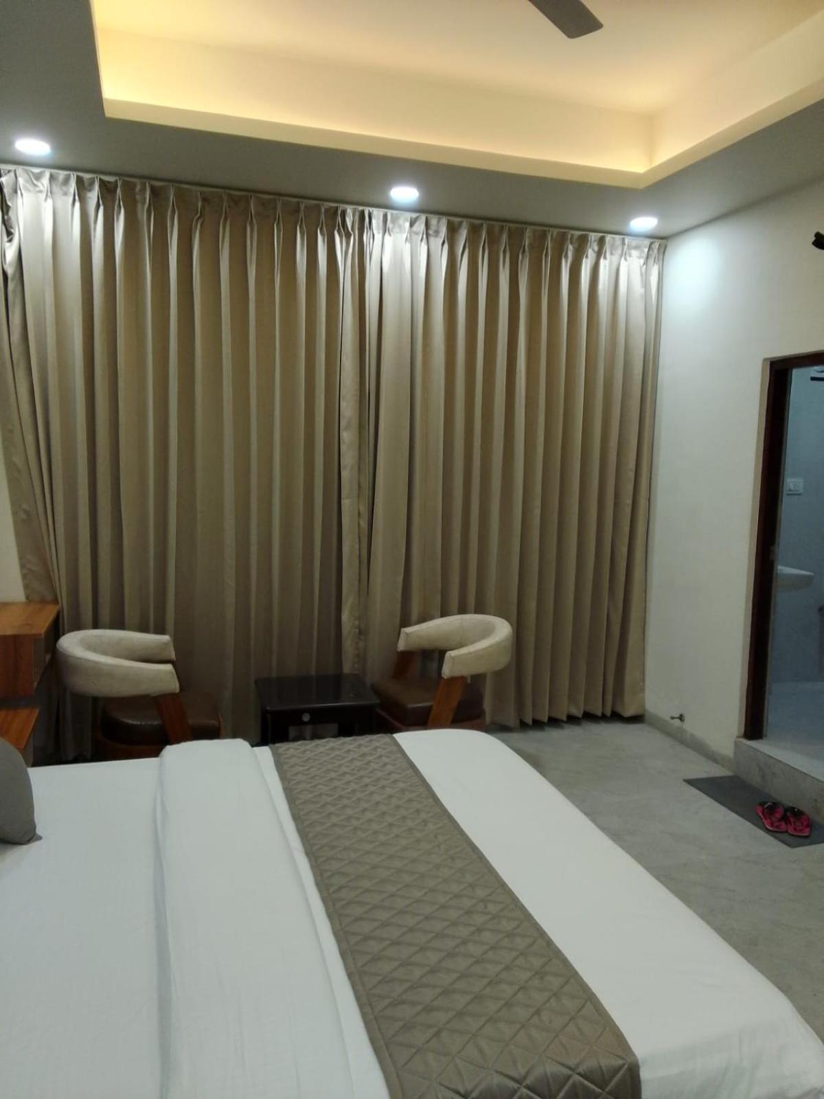 The Grand View Hotel Baijnath Luaran gambar