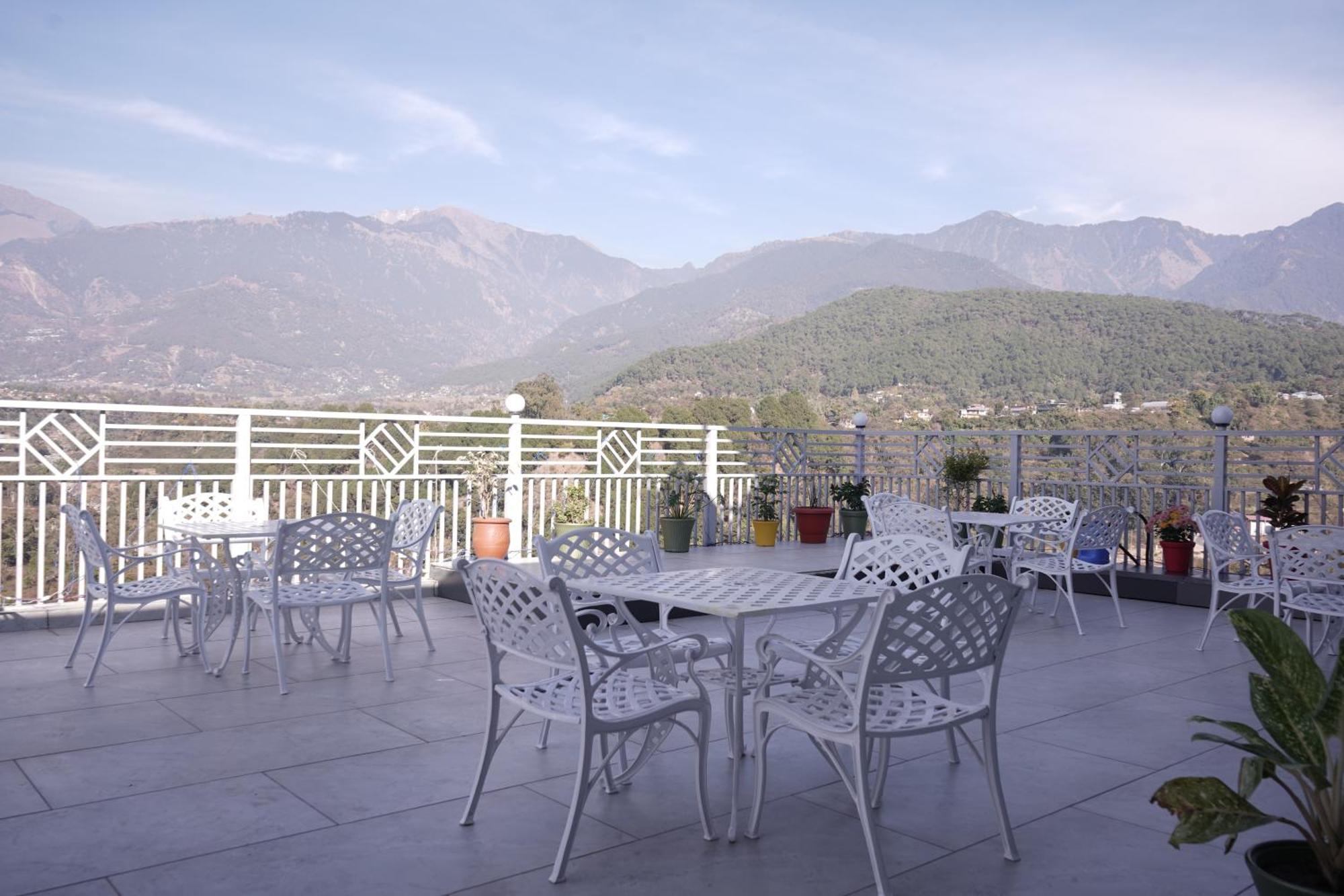 The Grand View Hotel Baijnath Luaran gambar