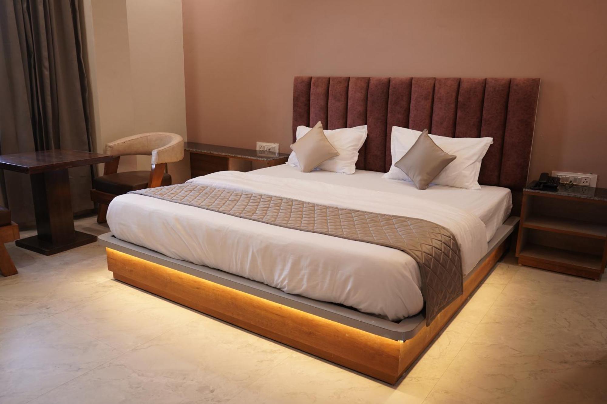 The Grand View Hotel Baijnath Luaran gambar